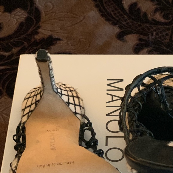 Authentic Manolo Blahnik shoes heels fishnet $995 - Picture 2 of 9